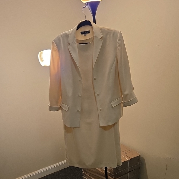 Halston Heritage Dresses & Skirts - Halston Heritage Cream Midi Dress with Blazer